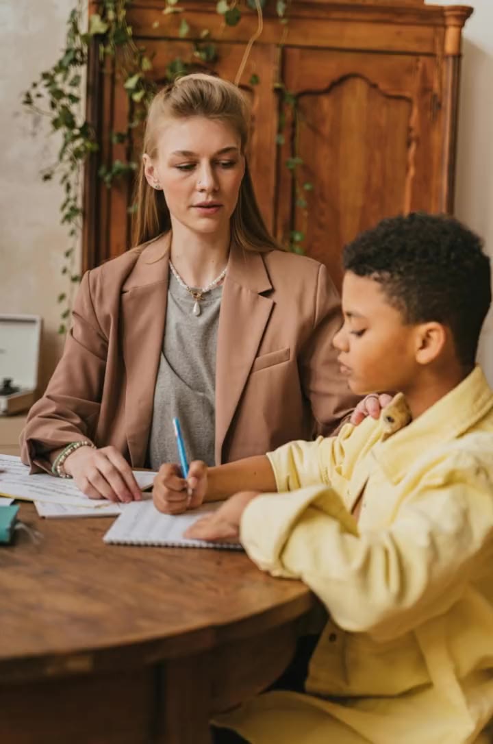 Speech therapist